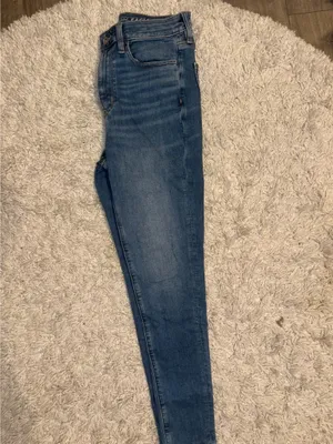 American Eagle Jeans thumbnail 2
