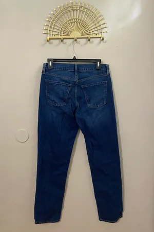 Old Navy Mid-Rise Wow Boyfriend Jeans thumbnail 2
