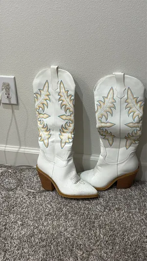 Isnom Cowgirl Boots White Size 8 thumbnail 2