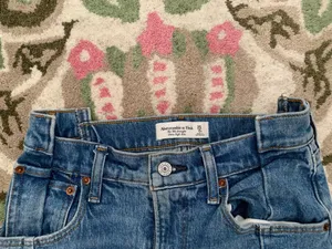 Abercrombie Jeans thumbnail 3