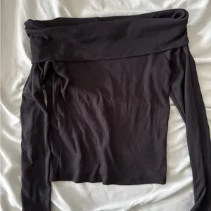American Eagle Outfitters Black Knit Top thumbnail 2
