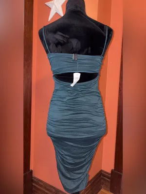 NWT-Windsor Teal Cutout Ruched Midi Dress thumbnail 3
