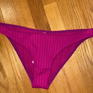 NWT!! Billabong Sunny Rib Tropic Bikini Bottom Size Large thumbnail 2
