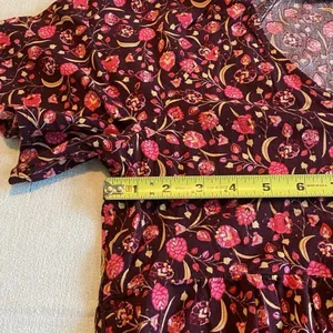 Old Navy Floral Mini Dress Women’s Small Burgundy Pink V-Neck Pockets Boho thumbnail 7