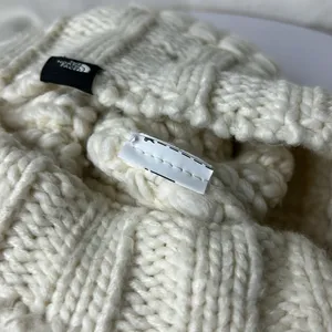The North Face Unisex Triple Cable Cott Pom Beanie cream One Size thumbnail 7