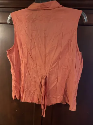Essai Sleeveless Button-Down Top in Coral Orange thumbnail 2