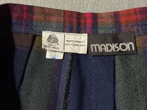Madison Made in the USA 100% Wool plaid skirt size 6 thumbnail 2
