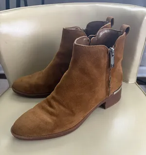 Calvin Klein Ankle Boots thumbnail 1