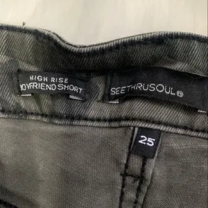 See Thru Soul High Rise Boyfriend Shorts Camo 25 thumbnail 5