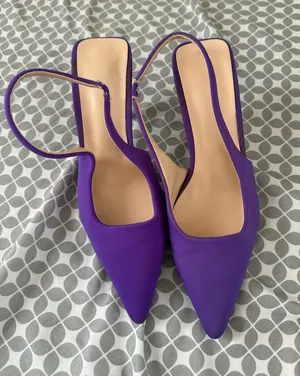 Purple heels Size 7.5 thumbnail 1