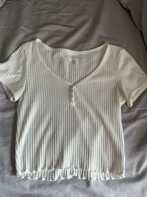 American Eagle Outfitters White Crop Top thumbnail 1