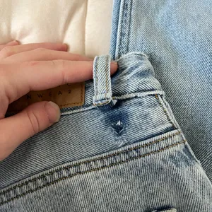 PacSun Light Blue 90’s Boyfriend Denim Jeans thumbnail 9