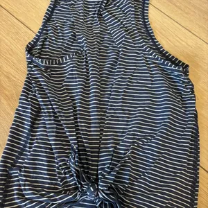 Lululemon striped open back tank top thumbnail 4