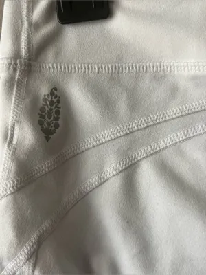Free People Movement White High Rise Biker Baby Shorts Size Medium thumbnail 4