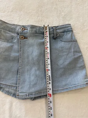 BCBG Generation Denim Skort XS Light Wash Y2K Mini Skirt Shorts thumbnail 7