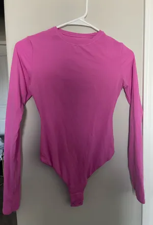 SKIMS Bodysuit Fits Everybody Long Sleeve RARE PINK COLOR thumbnail 1