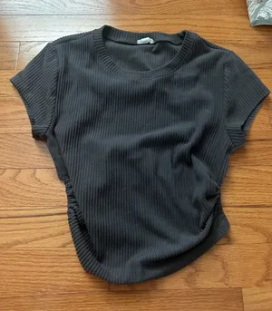 Garage Ribbed Short-Sleeve Black Women's Top thumbnail 1