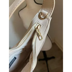Primark Cream Quilted‎ Crescent Shoulder Bag Scandi Hobo Purse Minimalist Chic Neutral thumbnail 4