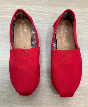 Toms Womens Alpargata Red Canvas Slip On‎ Flats thumbnail 1