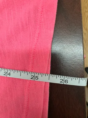 PINK Victoria’s Secret V-Neck Short Sleeve Pink Tee Size Medium thumbnail 7