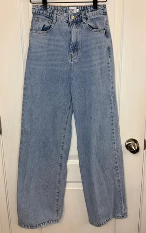 Princess Polly Light Blue High Rise Jeans thumbnail 1
