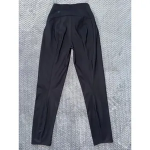 Lululemon Women's High Rise‎ Groove Pants Black Athletic Comfort Size 2 thumbnail 4
