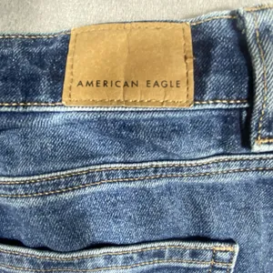 American Eagle Mom Jean 4 Stretch Crop Ankle Denim Mid Rise Trendy Y2K Summer‎ thumbnail 4