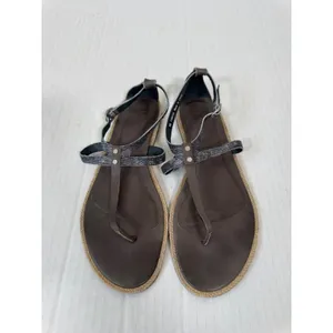UGG Brown Grey Leather Thong Sandals Womens 8 Casual Summer Flat Beachy Shoes thumbnail 9