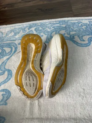 White Adidas Sneakers thumbnail 5