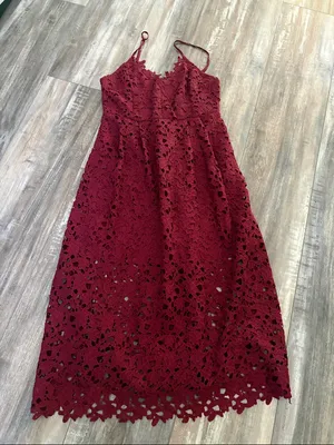 Astr the Label Lace A Line Burgundy Midi Dress Large thumbnail 4