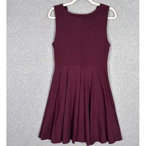 Altar’d State Dress Sz Medium Burgundy Scalloped Neckline Preppy Party Career thumbnail 7