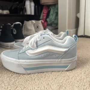 Blue Old Skool Vans platform thumbnail 2