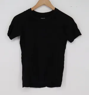 Old Navy Active T-Shirt Womens S Go-Dry Seamless Black Reflective Excellent thumbnail 1