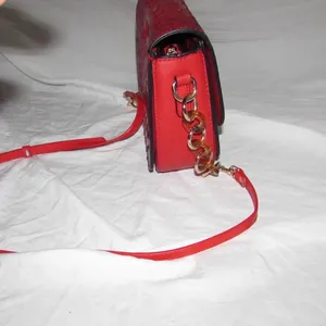 Red Croc thumbnail 4