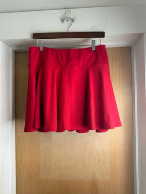 Amazon Active Women’s Red Golf Skirt - with Built in Shorts. Size: Xtra Large thumbnail 2