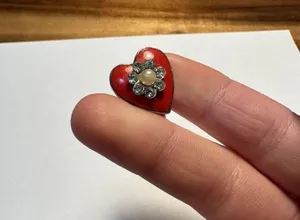 Vintage Coro Red Enamel Heart Rhinestone Screw On Non Pierced Earrings thumbnail 4