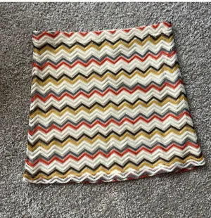 Pattern skirt Size M thumbnail 1