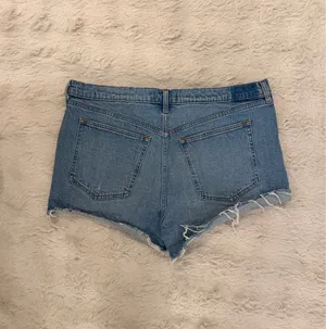 Abercrombie Mom Shorts High-Rise thumbnail 3