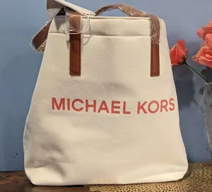 Michael Kors Tote Bag thumbnail 1