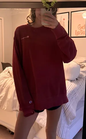 Champion Maroon  Crew Neck thumbnail 1