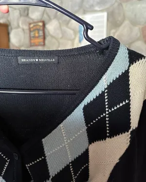 Sweater thumbnail 5