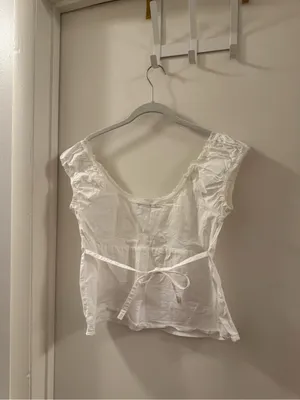 Brandy Melville White Lace-Trim Scoop Neck Top thumbnail 3