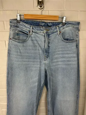 Old Navy Sky-Hi Wide Leg Extra High Rise Jeans Size 16 thumbnail 4