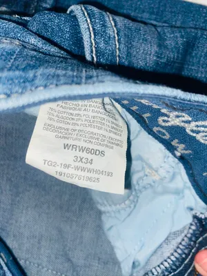 Wrangler jeans thumbnail 3