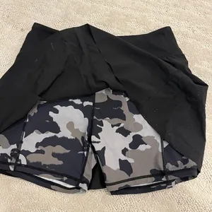 Black athletic skirt Size 4 thumbnail 2