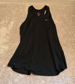 Nike Workout Tank thumbnail 1