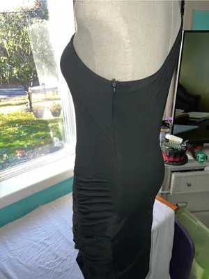 One-Shoulder Black Ruched Bodycon Dress thumbnail 5