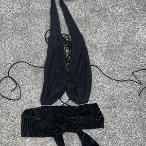 I am Gia black xs top thumbnail 7