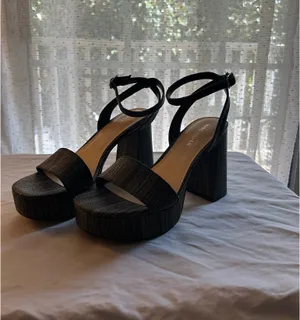 Marc Fisher Sadel Platform Sandal Size 6.5 thumbnail 3