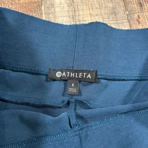 Athleta Teal Blue Athletic Shorts Modal Blend High Rise Size Small Workout Gym thumbnail 4